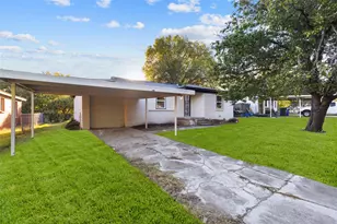 537 June Dr, White Settlement, TX 76108 - Photo 2