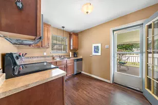 1501 Cedar Crest Dr, Garland, TX 75042 - Photo 10