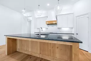 913 Beall St, Denton, TX 76207 - Photo 18