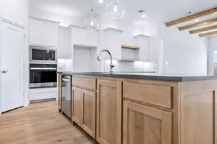 913 Beall St, Denton, TX 76207 - Photo 12