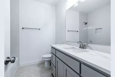 913 Beall Street, Denton, TX 76207 - Photo 8