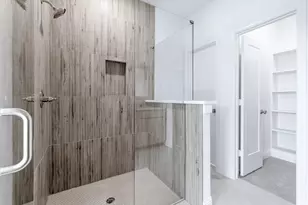 913 Beall St, Denton, TX 76207 - Photo 36