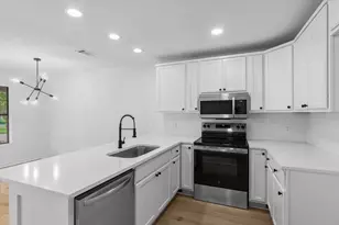 910 Willow Dr, Wills Point, TX 75169 - Photo 10