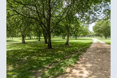 235 Country Drive, Waco, TX 76705 - Photo 24