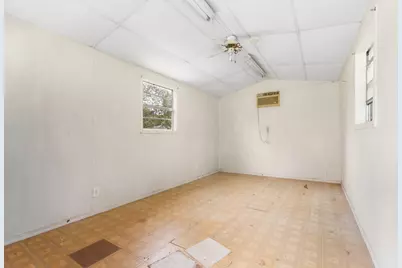 235 Country Drive, Waco, TX 76705 - Photo 18