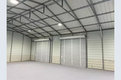 824 E Highway 199, Springtown, TX 76082 - Photo 4