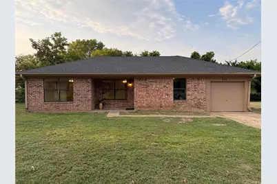 951 Van Zandt, Paris, TX 75460 - Photo 1