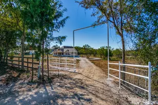 2860 Cr 312, Cleburne, TX 76031 - Photo 2