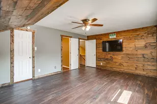 1327 Hemphill Dr, Cleburne, TX 76033 - Photo 26