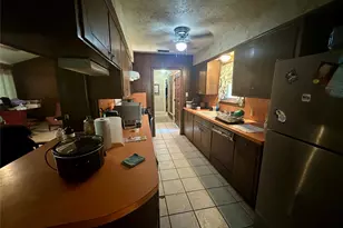 2621 Washington St, Commerce, TX 75428 - Photo 6