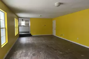 511 W 7th St, Cisco, TX 76437 - Photo 4