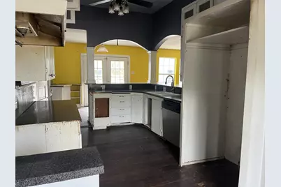 511 W 7th Street, Cisco, TX 76437 - Photo 8