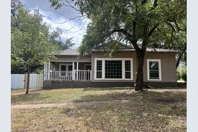 511 W 7th Street, Cisco, TX 76437 - Photo 1