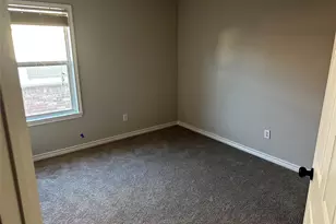 2512 Clubhouse Dr, Denton, TX 76210 - Photo 12