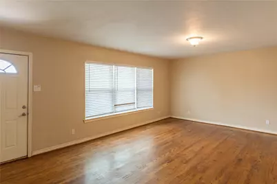 3211 Lockmoor Lane, Dallas, TX 75220 - Photo 6