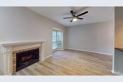 7025 Hemlock Avenue #103, Dallas, TX 75231 - Photo 2