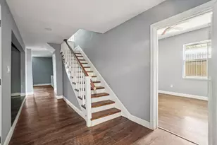 2024 Bourbon St, Dallas, TX 75226 - Photo 22