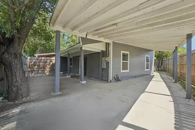 2024 Bourbon Street, Dallas, TX 75226 - Photo 2