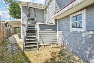 2024 Bourbon St, Dallas, TX 75226 - Photo 24