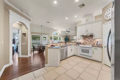 301 Canterbury Road, Waco, TX 76712 - Photo 18