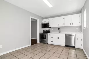 2412 Spiller St, Fort Worth, TX 76105 - Photo 14