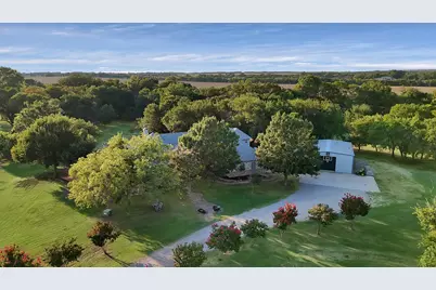 139 Parkside Court, Gunter, TX 75058 - Photo 2