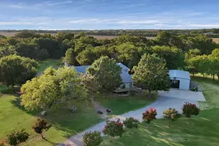 139 Parkside Ct, Gunter, TX 75058 - Photo 2