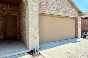 4016 Spur Trail Dr, Denton, TX 76208 - Photo 2