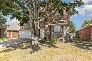 4428 Stepping Stone Dr, Fort Worth, TX 76123 - Photo 2