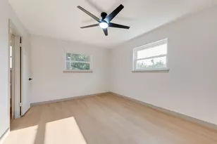 2409 Catalo Ln, Arlington, TX 76010 - Photo 10