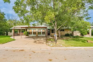 103 Blakeney St, Stephenville, TX 76401 - Photo 16