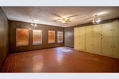 103 Blakeney Street, Stephenville, TX 76401 - Photo 32