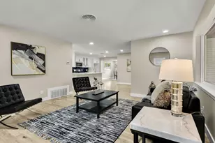 6005 St Johns Ln, Fort Worth, TX 76114 - Photo 1