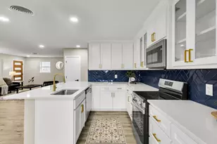 6005 St Johns Ln, Fort Worth, TX 76114 - Photo 10