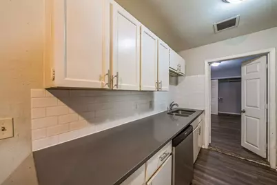 1106 High Point Drive, Arlington, TX 76015 - Photo 6