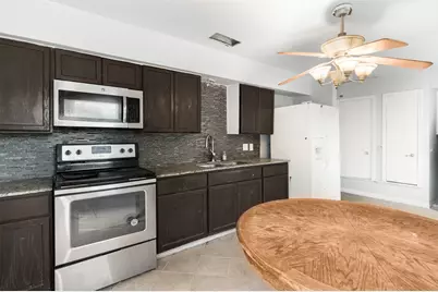 230 W Jerden Lane, Dallas, TX 75208 - Photo 14