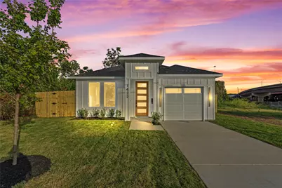 1422 McDonald Avenue, Dallas, TX 75215 - Photo 1