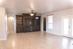 5600 Thoms Ct, Fort Worth, TX 76126 - Photo 8