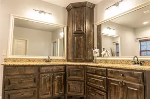 5600 Thoms Ct, Fort Worth, TX 76126 - Photo 14