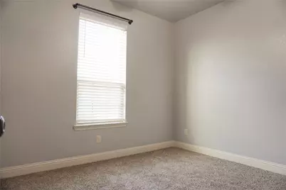 5600 Thoms Court, Fort Worth, TX 76126 - Photo 14