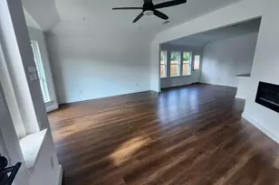 562 Jonelle St, Dallas, TX 75217 - Photo 10