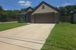 562 Jonelle St, Dallas, TX 75217 - Photo 2