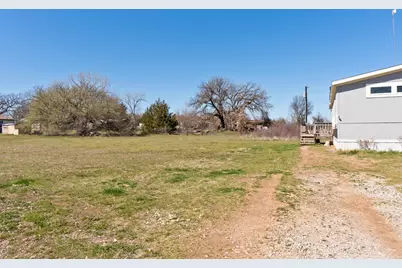 310 Cr 1787, Chico, TX 76431 - Photo 4