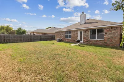 2779 Sunvalley Drive, Grand Prairie, TX 75052 - Photo 28