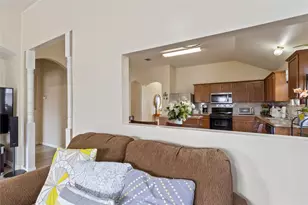 2779 Sunvalley Dr, Grand Prairie, TX 75052 - Photo 14