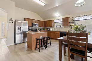 2779 Sunvalley Dr, Grand Prairie, TX 75052 - Photo 20