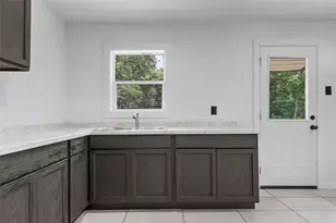 3929 Frederick Ave, Waco, TX 76707 - Photo 6