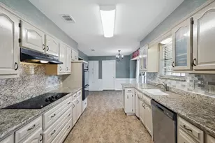 906 Fairfield Ln, Flower Mound, TX 75028 - Photo 20