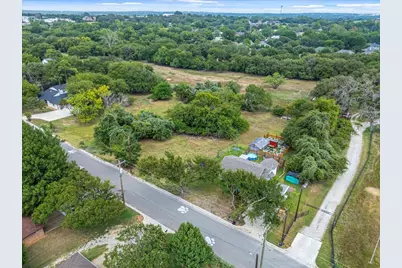 305 E Hickory Lane, Weatherford, TX 76086 - Photo 14