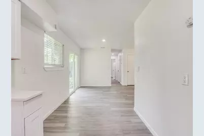 525 Moonlight Drive, Garland, TX 75040 - Photo 14